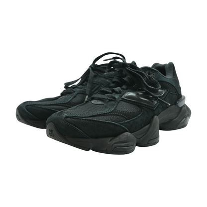 9060 Low-Top Athletic Shoes