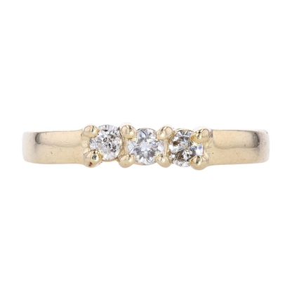 1/5 ctw 10K Yellow Gold Diamond Band Ring