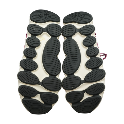 Podflow Low-Top Athletic Shoes