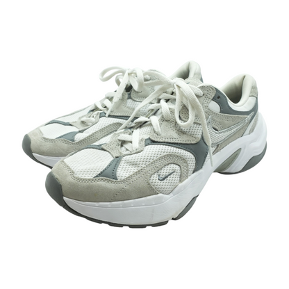 AL8 Low-Top Athletic Shoes