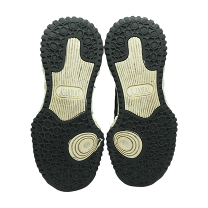 Keith Sneaker in Black Low-Top Athletic Shoes