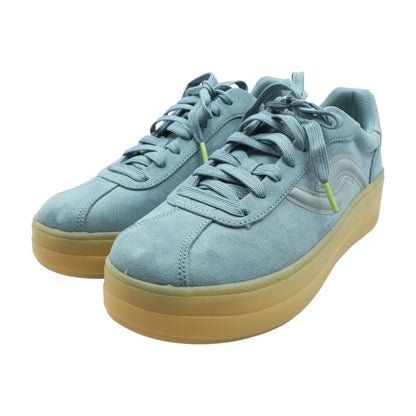 Blue Low Top Athletic Shoes