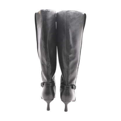 Black Boots