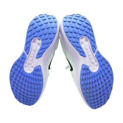 Winflo 11 Low-Top Athletic Shoes