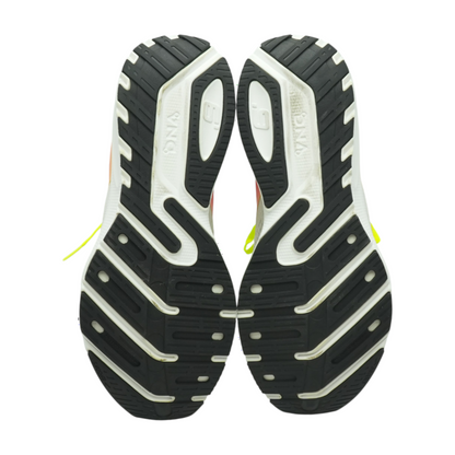 Launch 9 Low-Top Athletic Shoes