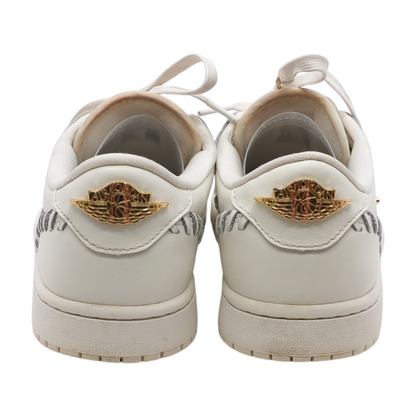 Jordan 1 Low Method of Make Sail Metallic Gold Low-Top Athletic Shoes