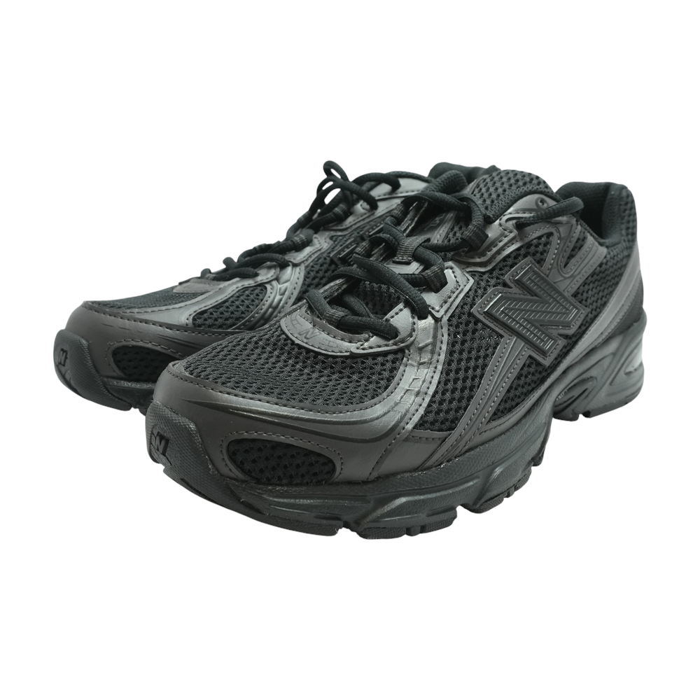 740 Low-Top Athletic Shoes