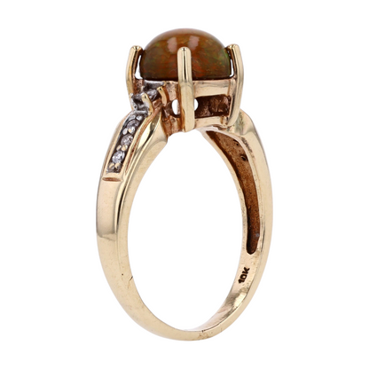 10K Yellow Gold Opal Fashion Ring