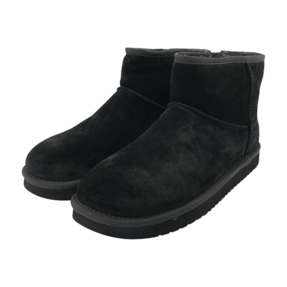 Black Winter Boots