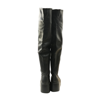Black Boots