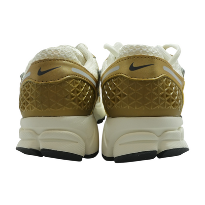 Zoom Vomero 5 Athletic Shoes
