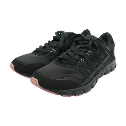 Black Low-Top Athletic Shoes