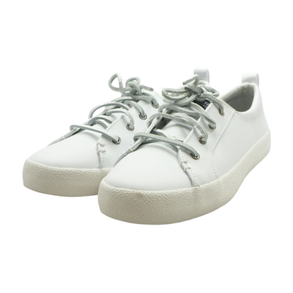 Crest Vibe Low-Top Athletic Shoes