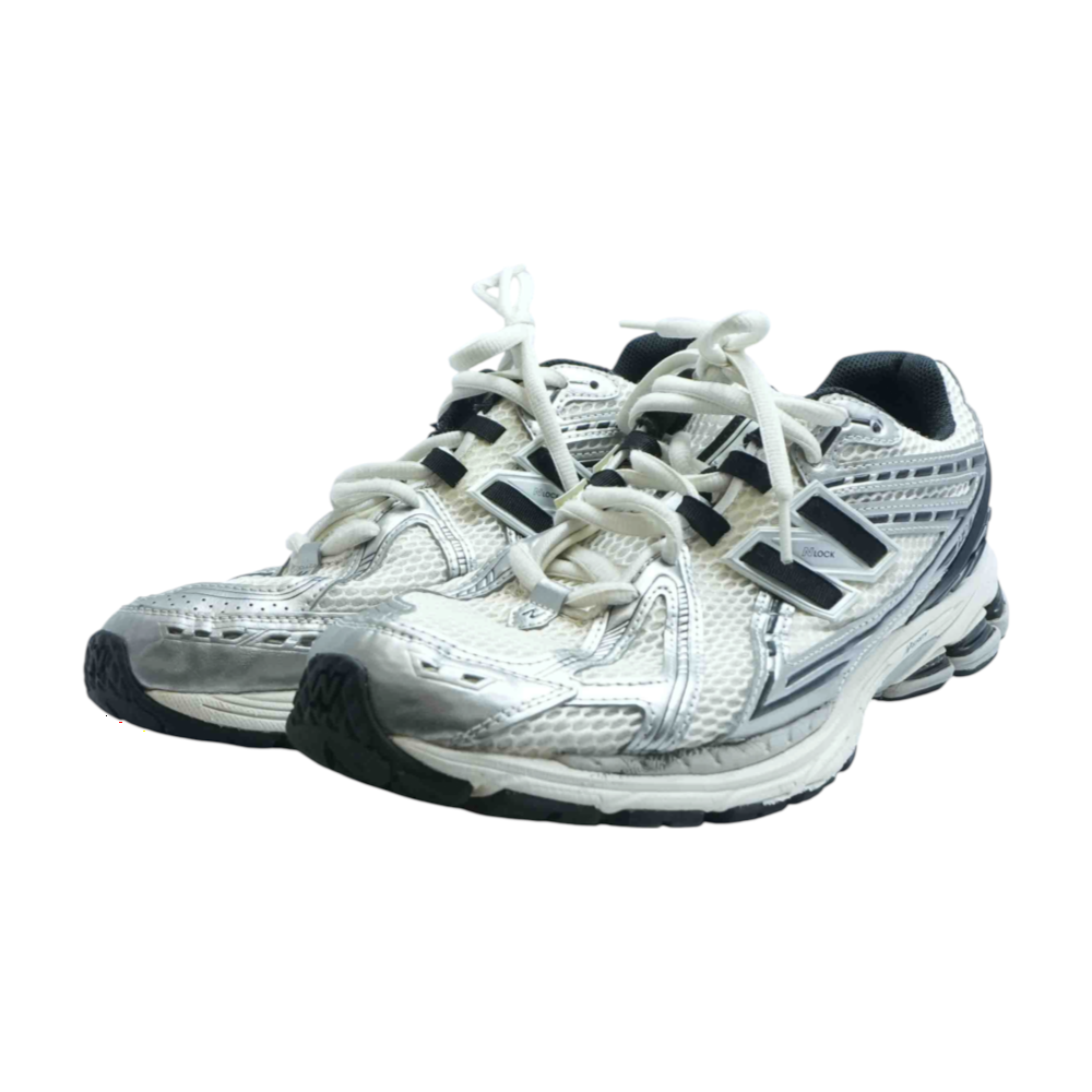 1906R Low-Top Athletic Shoes