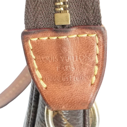 Pochette Accessoires in Monogram Canvas