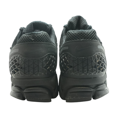 Zoom Vomero 5 SP Low-Top Athletic Shoes