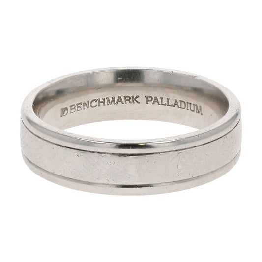 Palladium Comfort Fit Beveled Edge Platinum Band