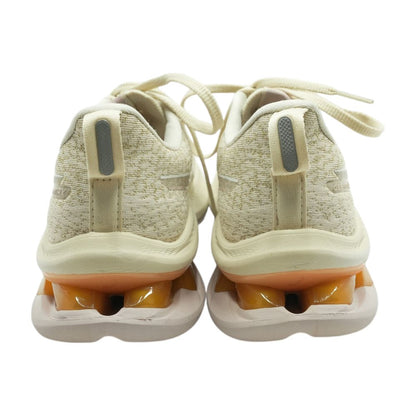 Gel Kinsei Max Beige Low Top Athletic Shoes
