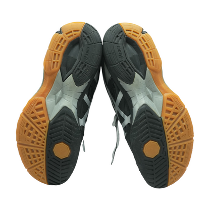 Gel-Tactic Low-Top Athletic Shoes