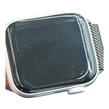 40mm Series SE Silver Smartwatch Gray Band Medium