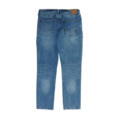 Athletic Jeans