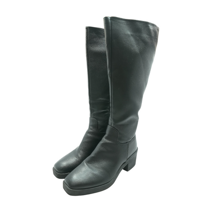Black Boots