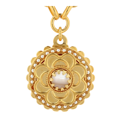 Costume Mother of Pearl Pendant Necklace