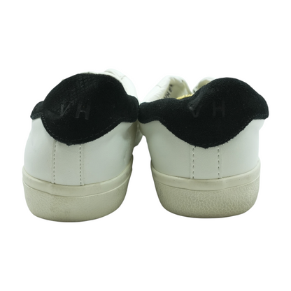 Gadol Low-Top Athletic Shoes