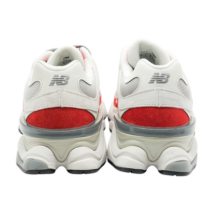 9060 Low-Top Athletic Shoes
