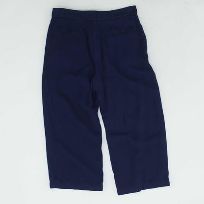 Navy Solid Capris
