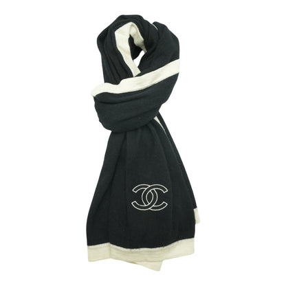 CC Logo Scarf with Ivory Trim