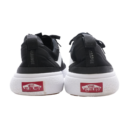 Ultrarange Low-Top Athletic Shoes