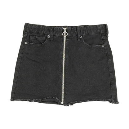 Black Solid Mini Skirt