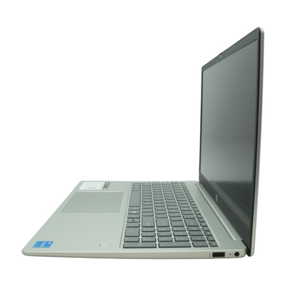 15.6" Laptop 15 Silver Intel Core i3 1.20GHz 8GB 256GB NVME/SSD