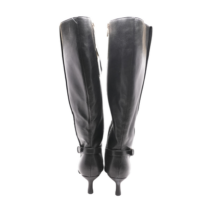 Black Boots