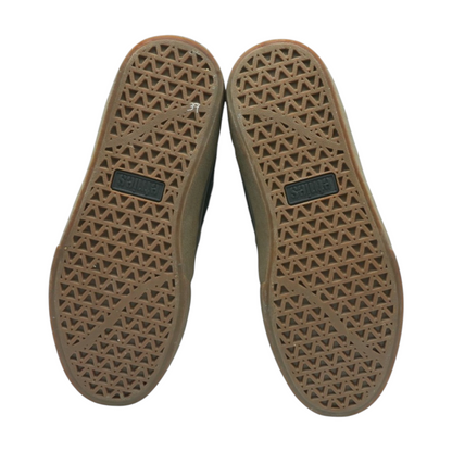 Barge LS Low-Top Athletic Shoes