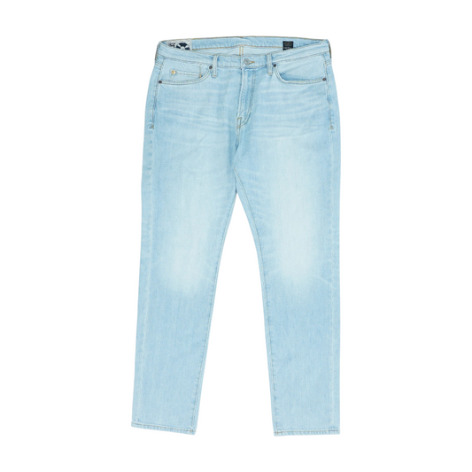 Straight Jeans