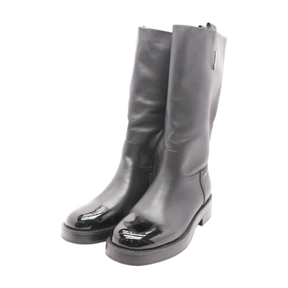 Black Boots