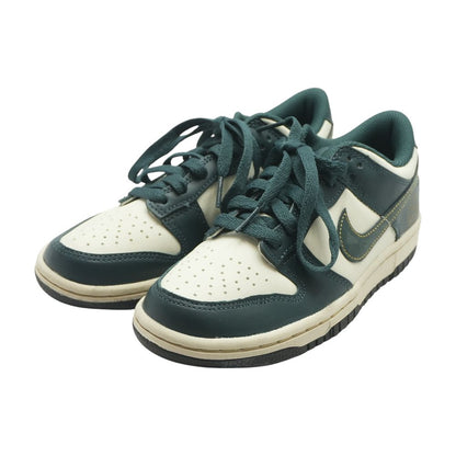 Dunk Low Green Athletic Shoes