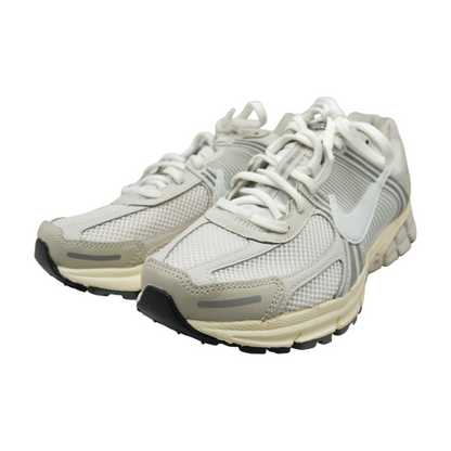 Zoom Vomero 5 Platinum Tint Low-Top Athletic Shoes