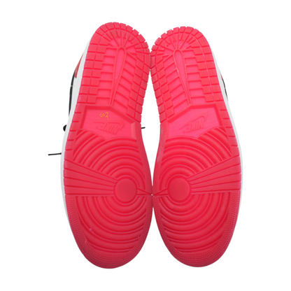 Jordan 1 Low SE Low-Top Athletic Shoes