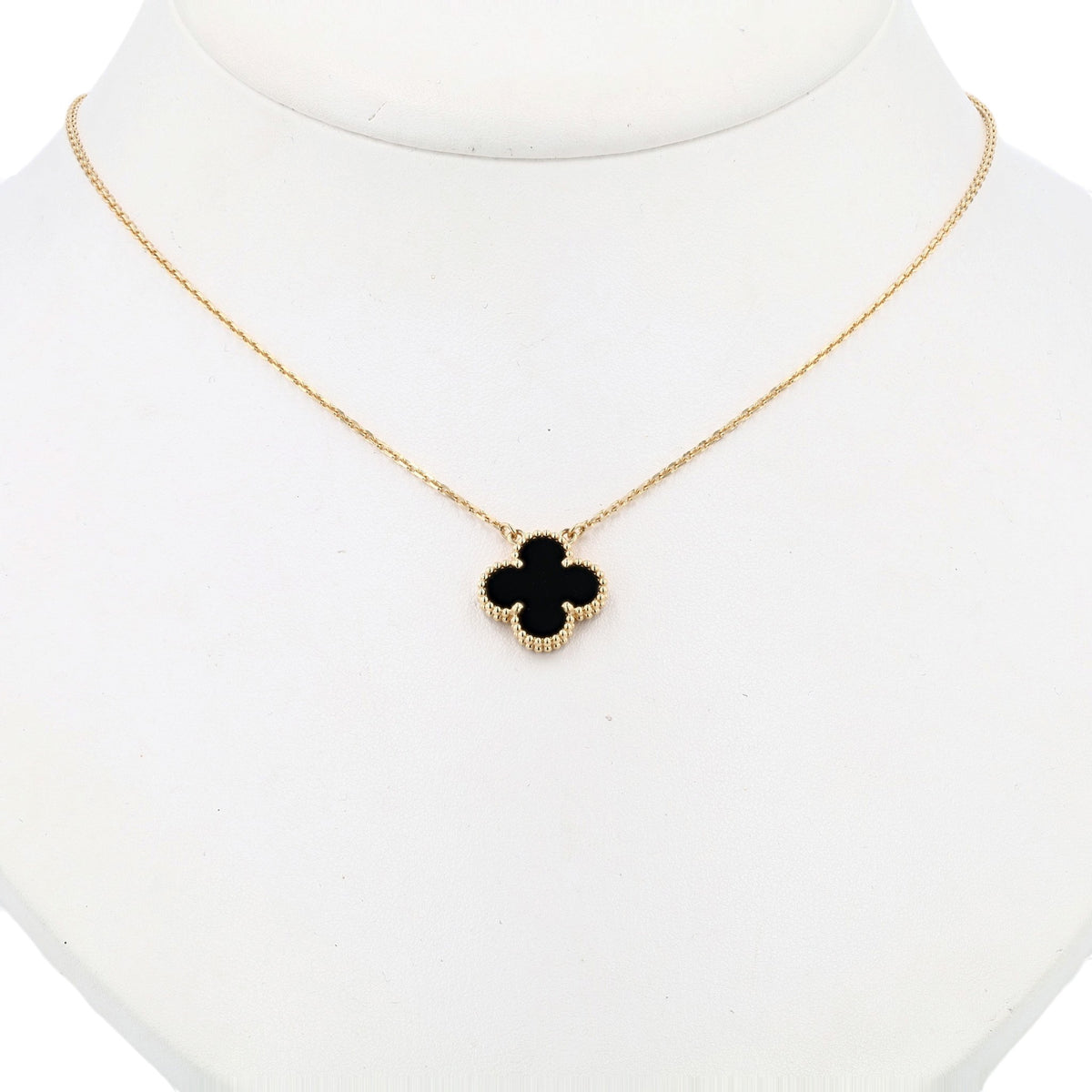 18K Yellow Gold Onyx Pendant Necklace