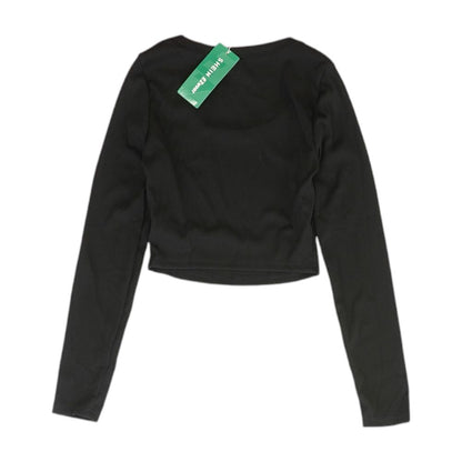Black Solid Cropped Knit Top