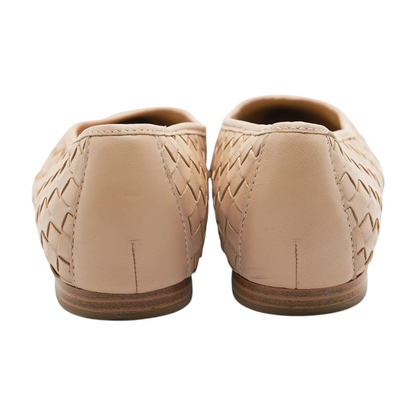 Nude Flats