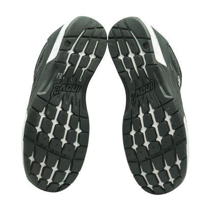 Black Low Top Athletic Shoes