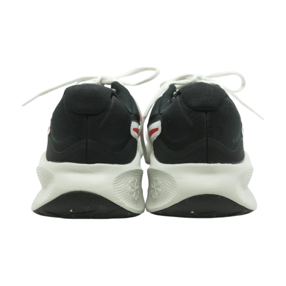 Revolution 7 Low-Top Athletic Shoes