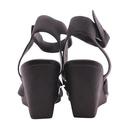 Black Wedged Sandals
