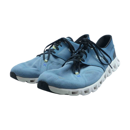 Cloud X Low-Top Athletic Shoes