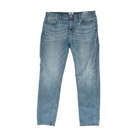 Straight Jeans