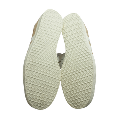 Gazelle Low-Top Athletic Shoes